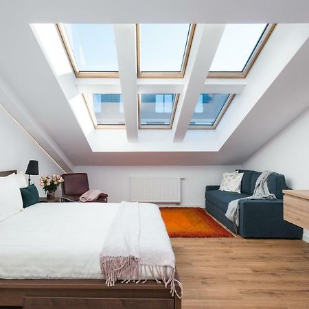 Old Town, Kazimierz, Large Luxurious, 2 Bedroom 2 Bathroom, Airco 크라쿠프 외부 사진