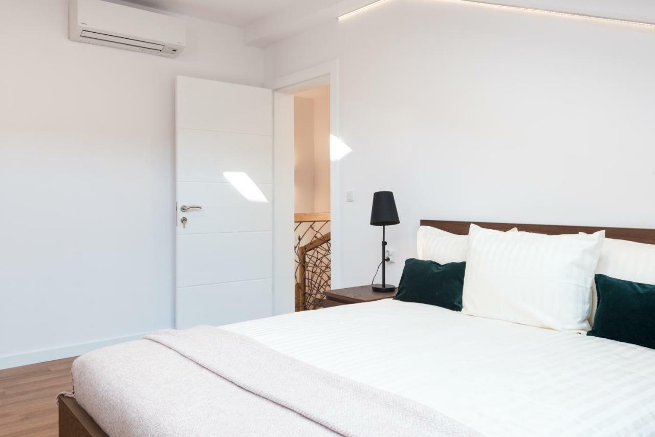 Old Town, Kazimierz, Large Luxurious, 2 Bedroom 2 Bathroom, Airco 크라쿠프 외부 사진