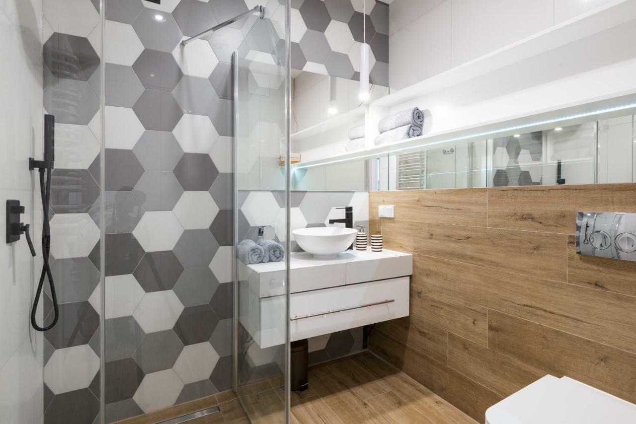 Old Town, Kazimierz, Large Luxurious, 2 Bedroom 2 Bathroom, Airco 크라쿠프 외부 사진