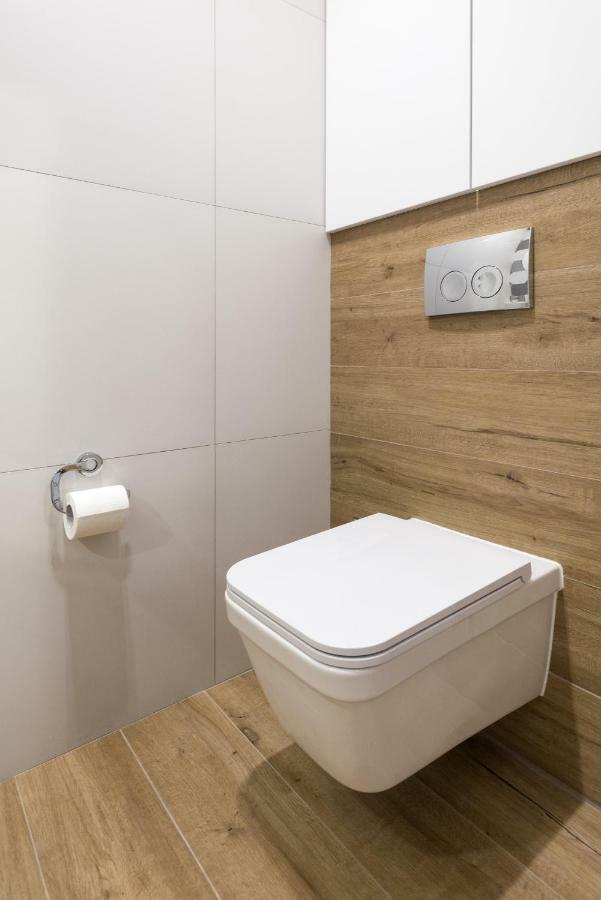 Old Town, Kazimierz, Large Luxurious, 2 Bedroom 2 Bathroom, Airco 크라쿠프 외부 사진